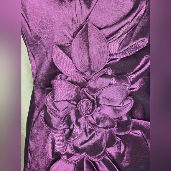 Jessica McClintock Purple Ruched Strapless Bodycon Dress - Picture 2 of 12